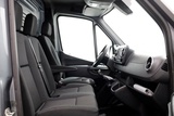 Miniaturansicht von Mercedes-Benz Sprinter 316 CDI 163pk L2H2 LED/Camera/Navi/Trekhaak 2800kg 02-2019