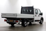 Miniaturansicht von Peugeot Boxer 2.2 BlueHDi 140pk D.C. Open Laadbak Trekhaak 3000kg BPM-Vrij 11-2024