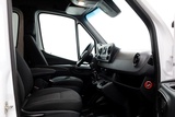 Minituur van Mercedes-Benz Sprinter 317 CDI 170pk RWD L2H2 D.C. LED/Navi/Camera/Trekhaak 3500kg 03-2021