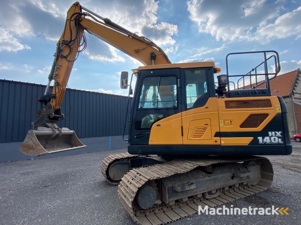 Hyundai HX-140L
