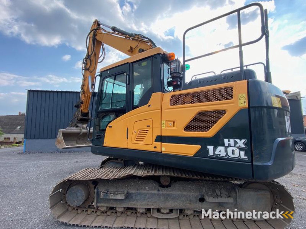 Hyundai HX-140L
