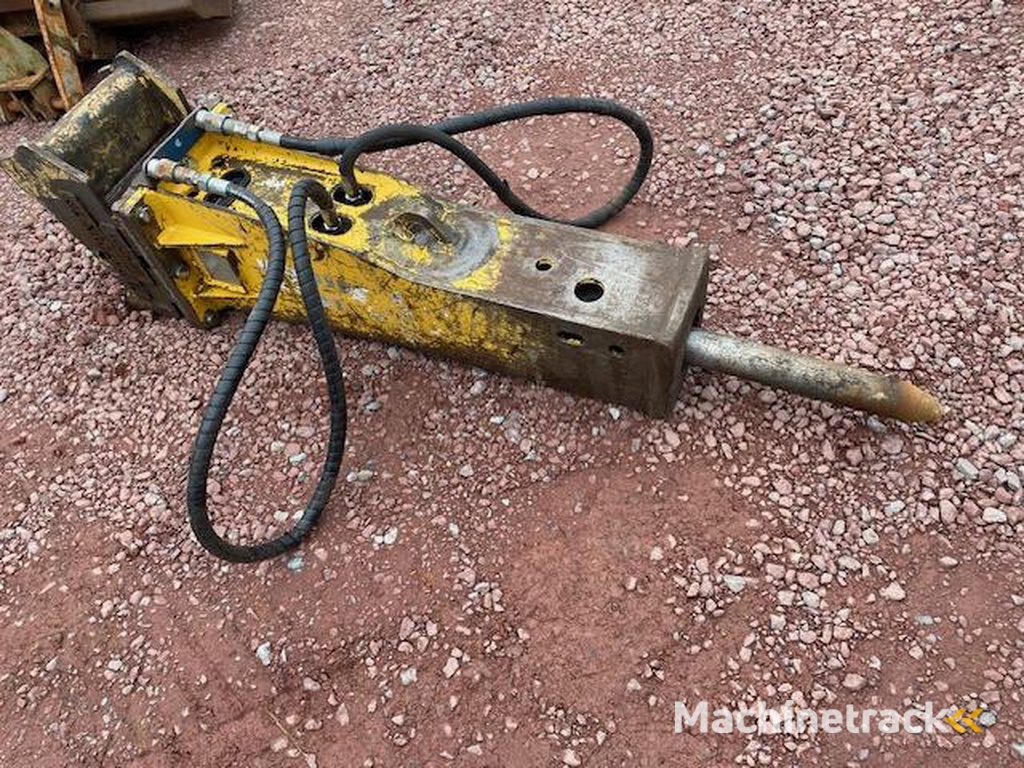 RHINO POUR PELLE 8-12 TONNES