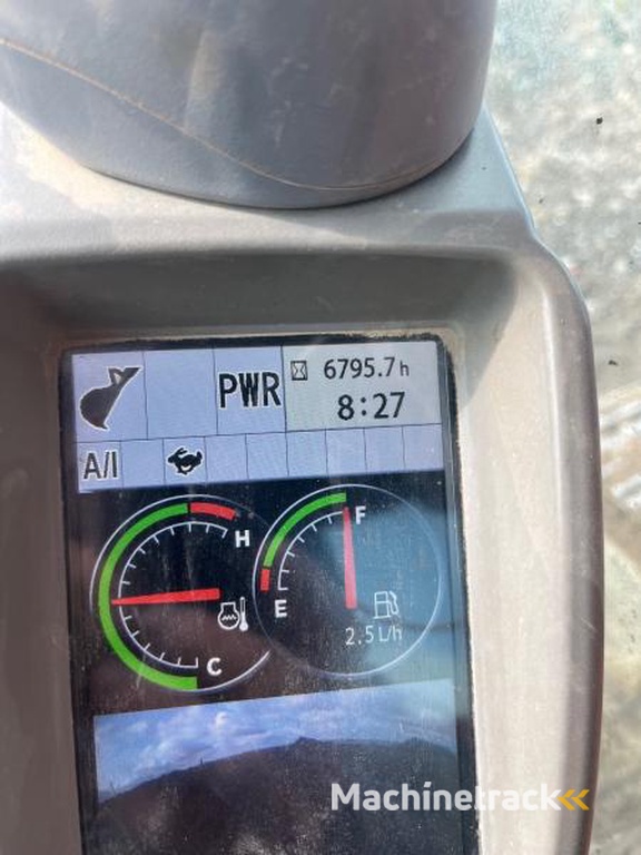 Hitachi ZX-225USLC-5B