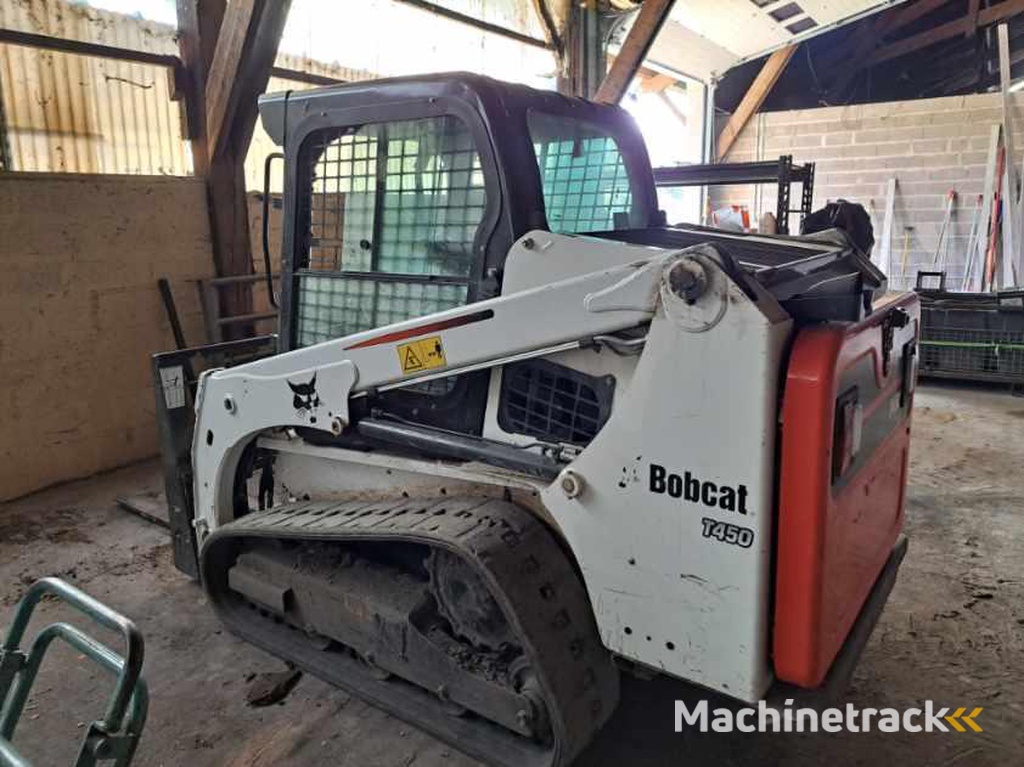 Bobcat T-450