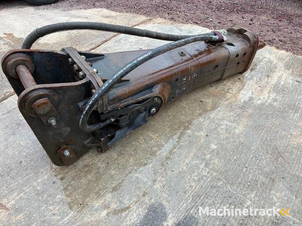 Caterpillar POUR-PELLE-15-20-TONNES