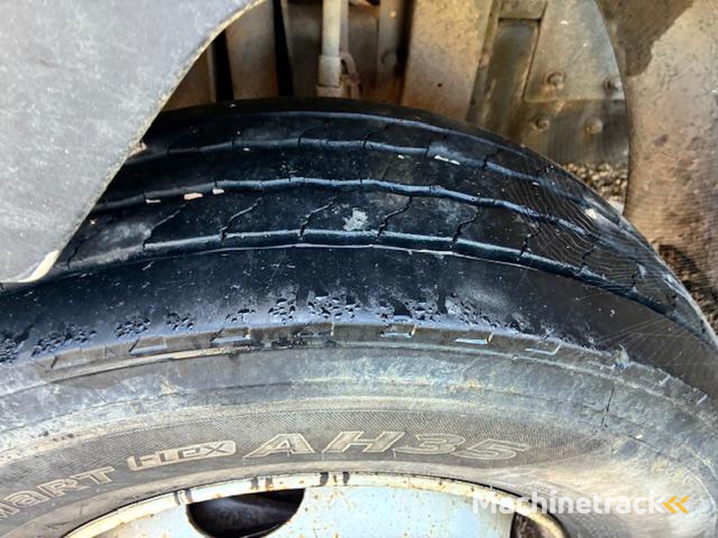 Nissan ATLEON-150.25