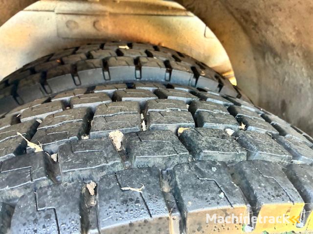 Nissan ATLEON-150.25