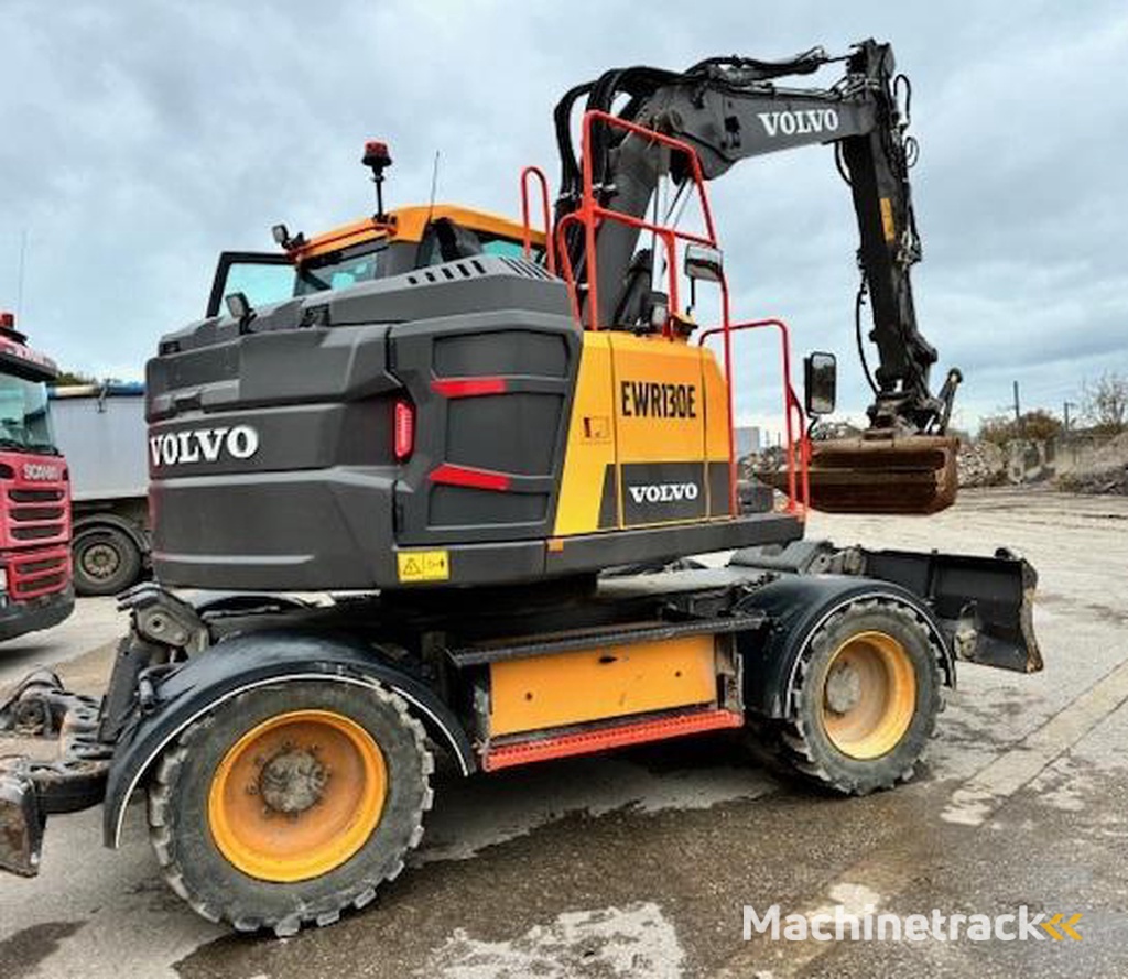 Volvo EW-130E