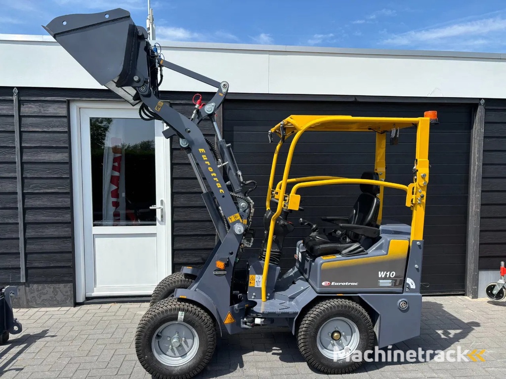 Eurotrac W10 minishovel, gloednieuw, zeer compleet tegen scherpe prijs, Kubota gazonbanden