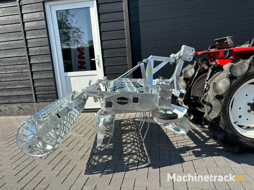 Diversen Track-Master Manegebodemvlakker Bodemvlakker Bakvlakker Pistevlakker Baksleep Pistesleep manege bodem vlakker rijbaan piste rijbak paddock