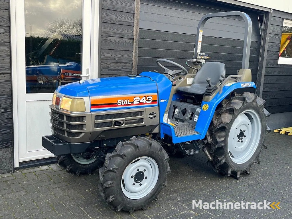 Kubota Zoekt u een mini of compact tractor van Yanmar, Solis, Iseki? Minitractor Compacttractor trekker