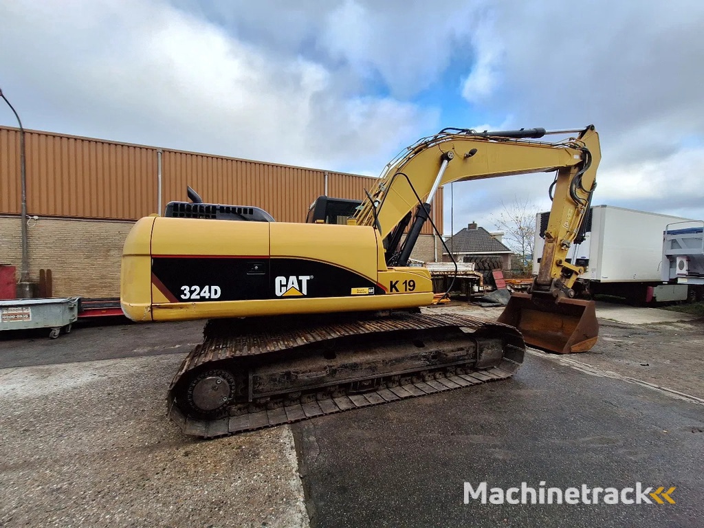 Caterpillar 324D