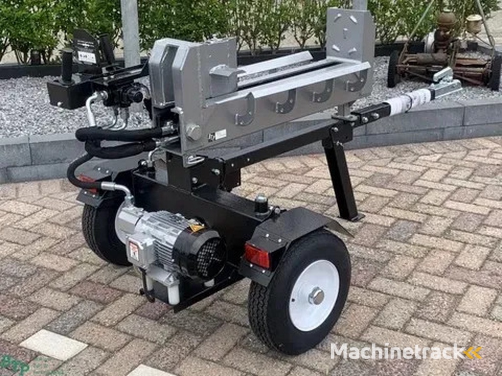 Veel houtklovers houtklievers kloofmachines op voorraad bij BTP!