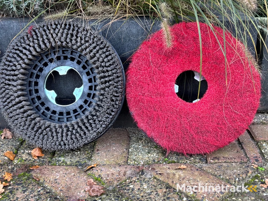 Elektrische TSM Schrobmachine Grande Brio 35E Dweilmachine