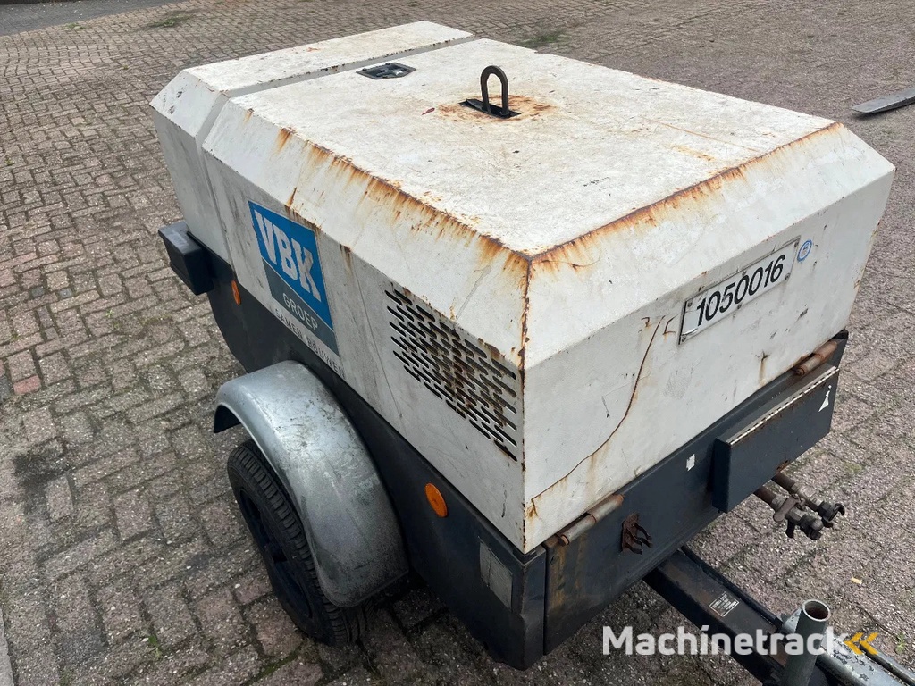 Ingersoll Rand P101WD / 2.120 Uren / Deutz F2L M011F / 2000 / Mobile Compressor