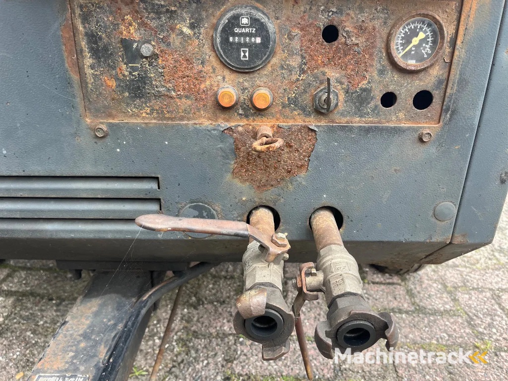 Ingersoll Rand P101WD / 2.120 Uren / Deutz F2L M011F / 2000 / Mobile Compressor