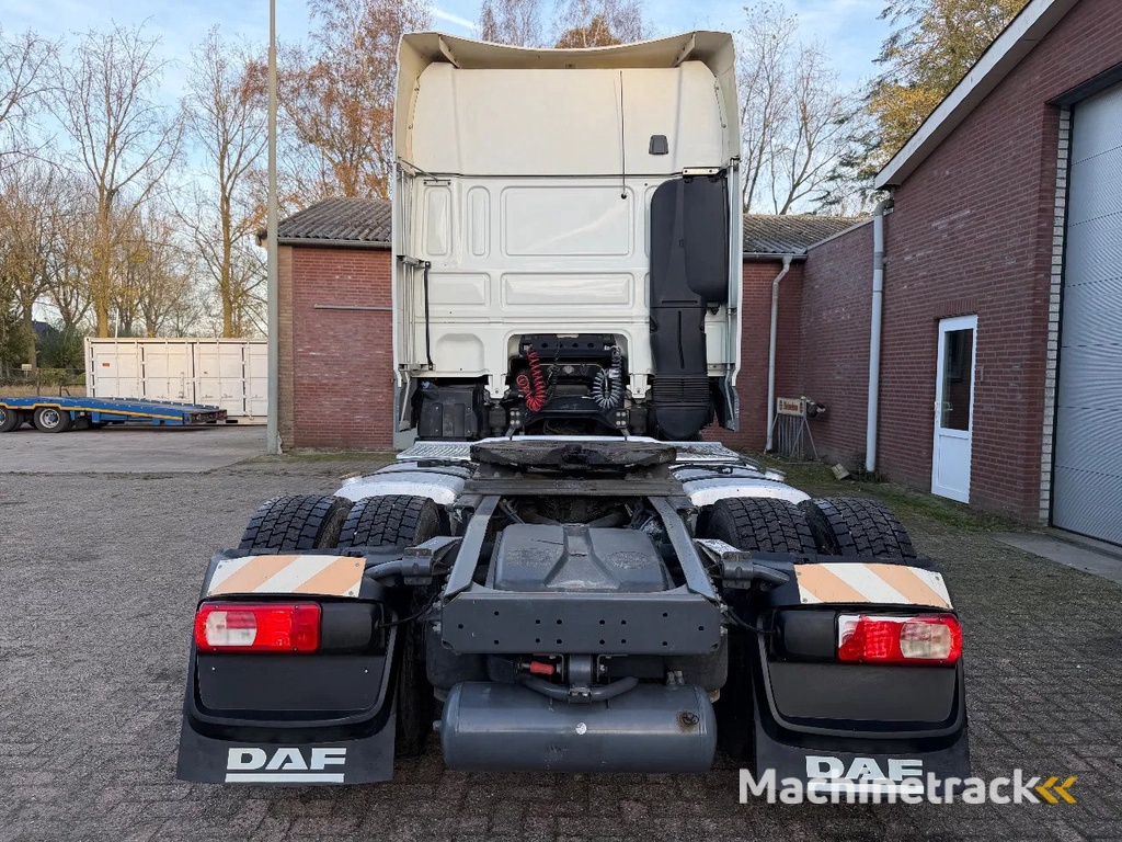 DAF XF 106.460 / Super SpaceCab / Euro6 / 4x2 / 2x Dieseltanks