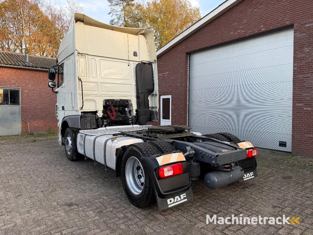DAF XF 106.460 / Super SpaceCab / Euro6 / 4x2 / 2x Dieseltanks