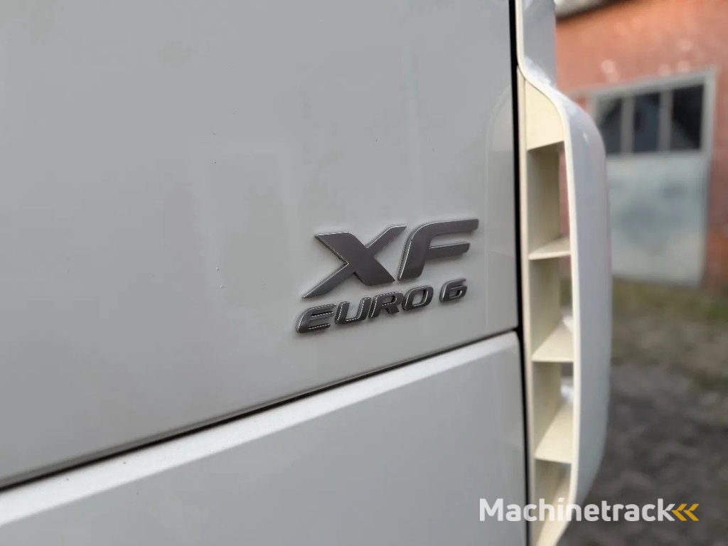 DAF XF 106.460 / Super SpaceCab / Euro6 / 4x2 / 2x Dieseltanks