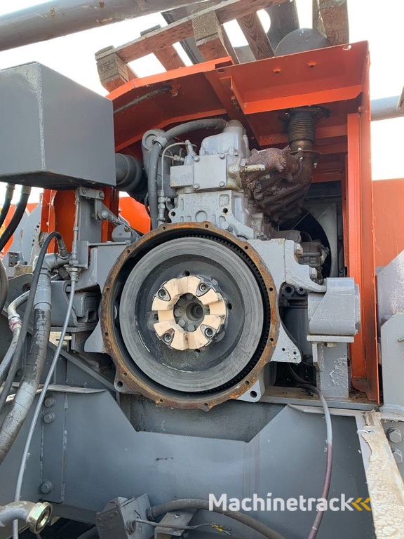 Hino EM100   engine complete