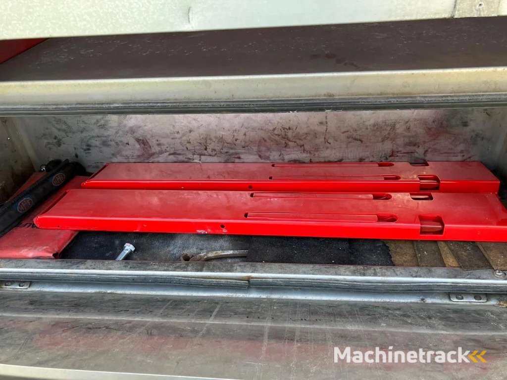 Dapa 2 as gestuurde kraan trailer