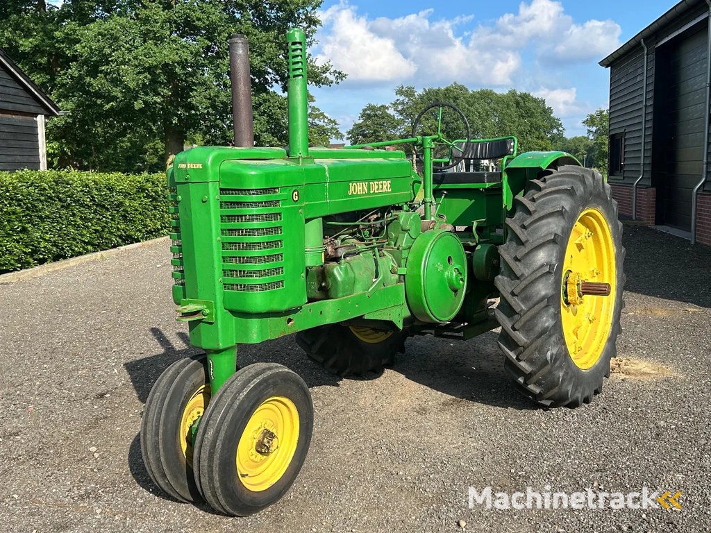 John Deere G styled
