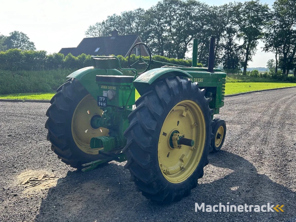 John Deere G styled