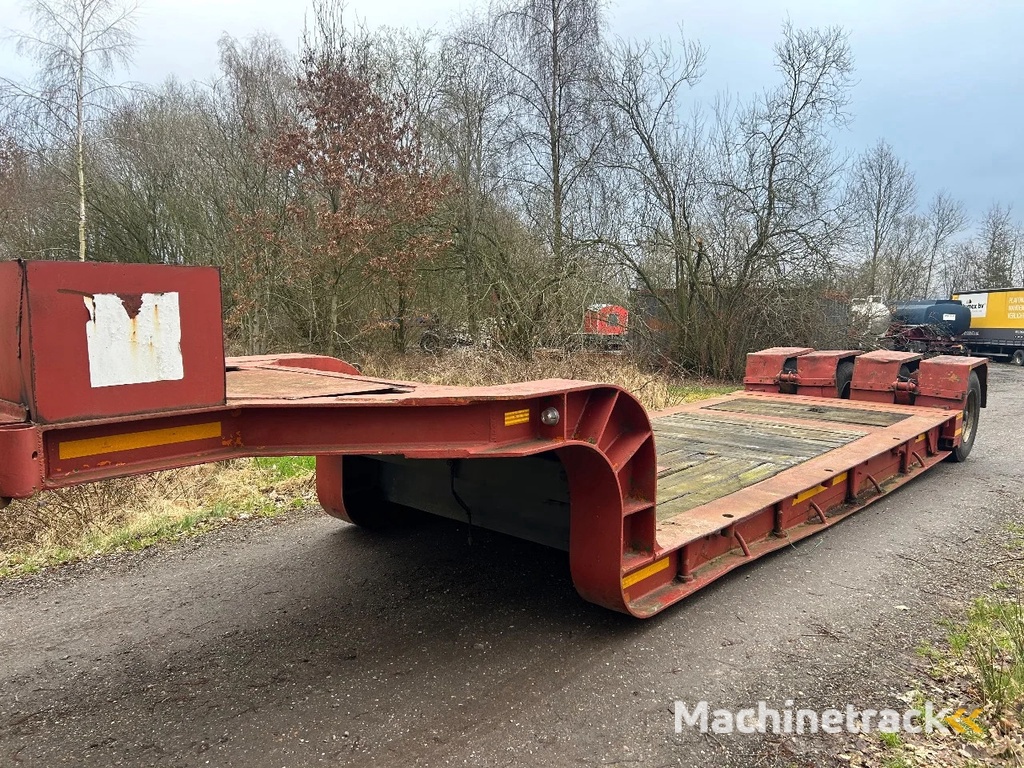 Nooteboom Kuipdieplader.   Uitschuifbaar