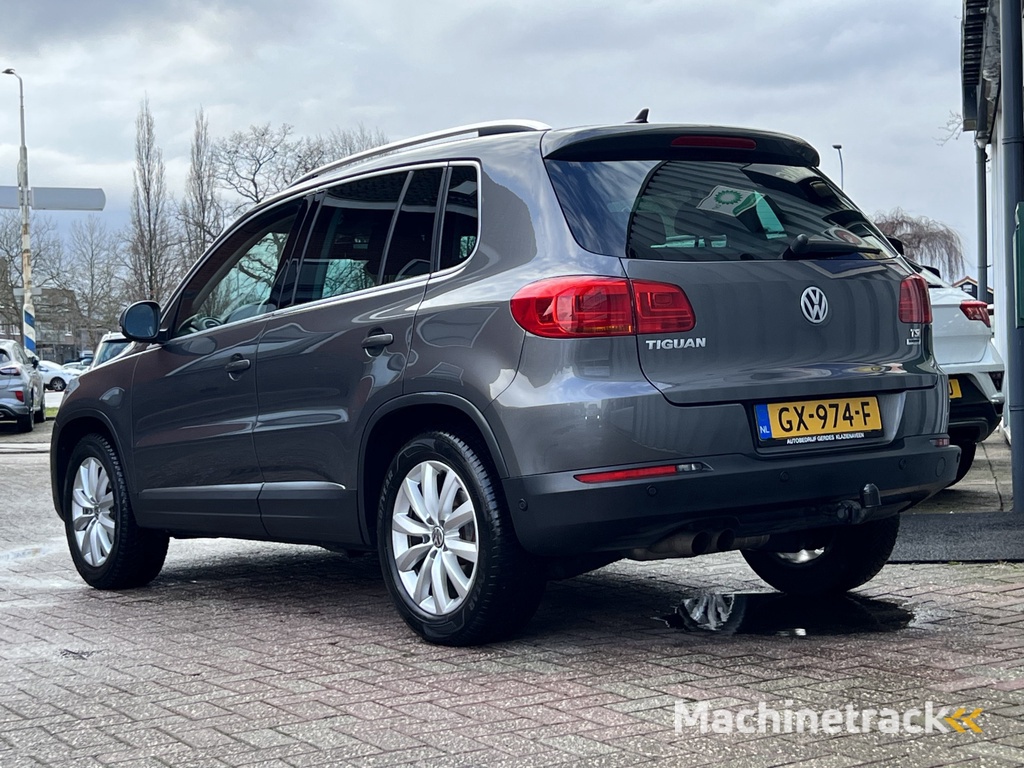Volkswagen Tiguan 1.4 TSI Sport&Style | NAVIGATIE | TREKHAAK | NETTE AUTO |
