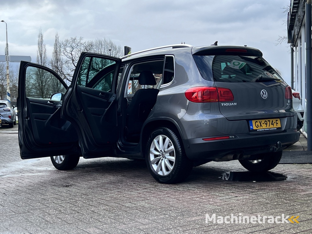 Volkswagen Tiguan 1.4 TSI Sport&Style | NAVIGATIE | TREKHAAK | NETTE AUTO |
