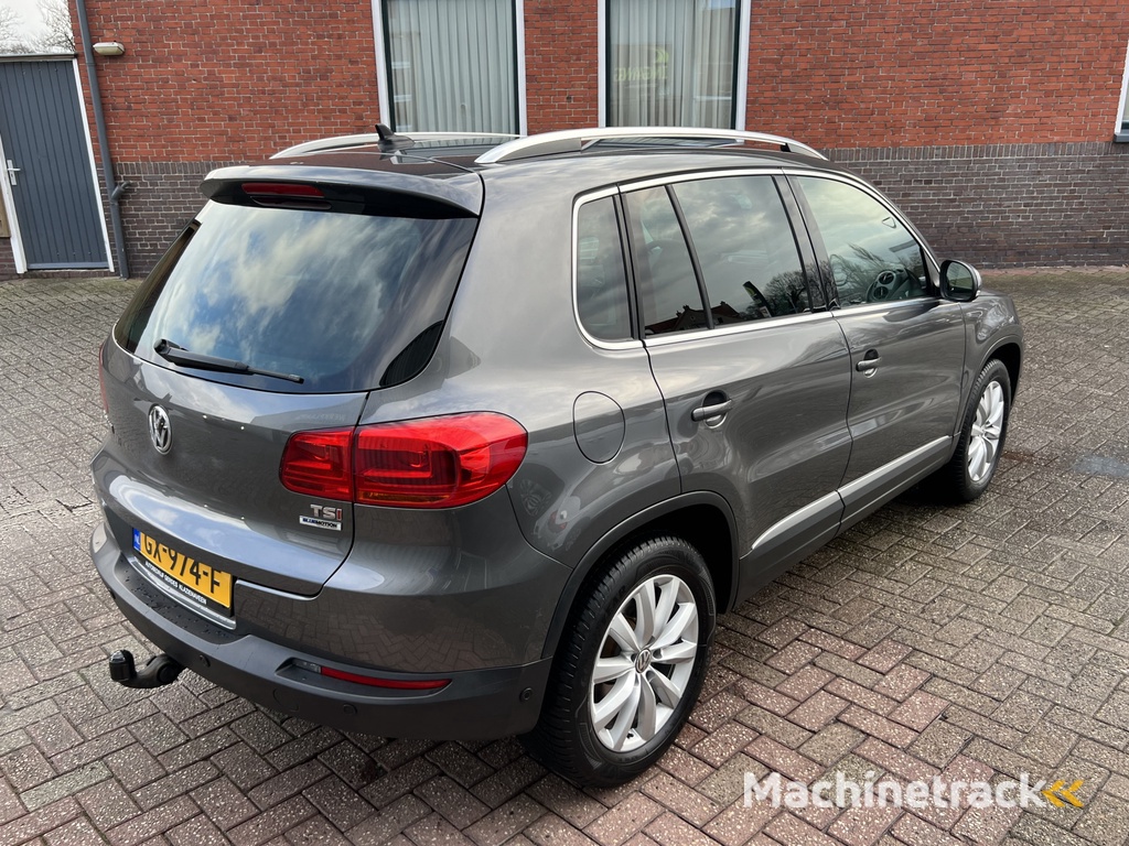 Volkswagen Tiguan 1.4 TSI Sport&Style | NAVIGATIE | TREKHAAK | NETTE AUTO |