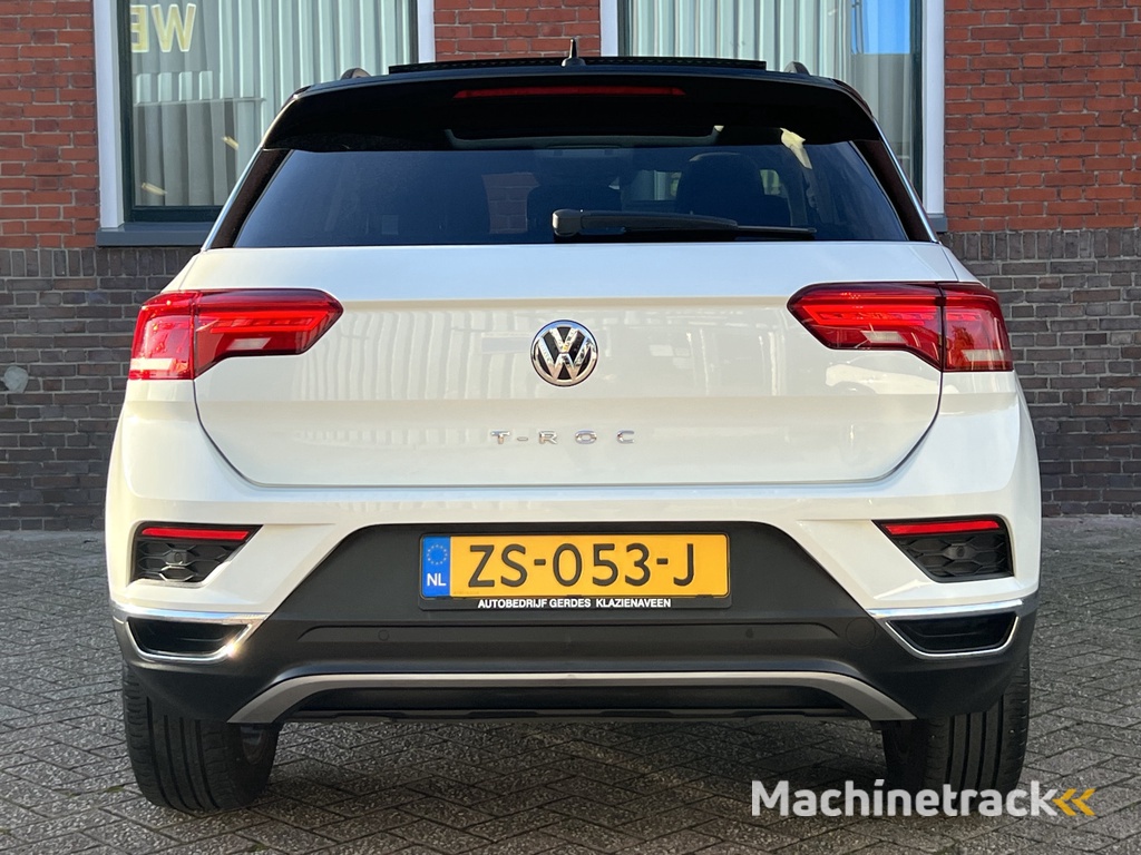 Volkswagen T-Roc 1.0 TSI Style | PANORAMADAK | ACHTERUITCAMERA | NAVIGATIE |