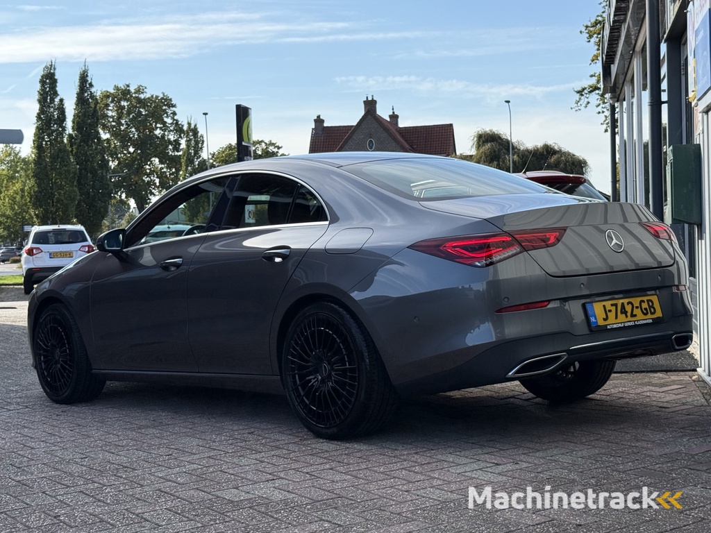 Mercedes-Benz CLA-klasse 180 Premium Plus. | AUTOMAAT | FULL LED | NAVI | PDC |