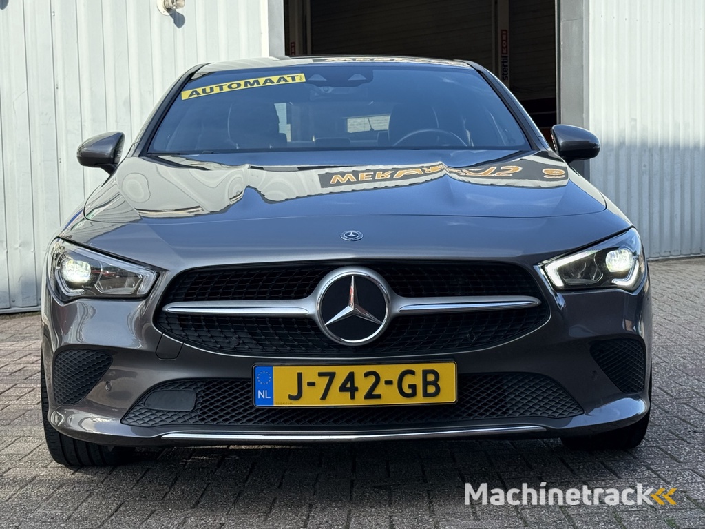 Mercedes-Benz CLA-klasse 180 Premium Plus. | AUTOMAAT | FULL LED | NAVI | PDC |