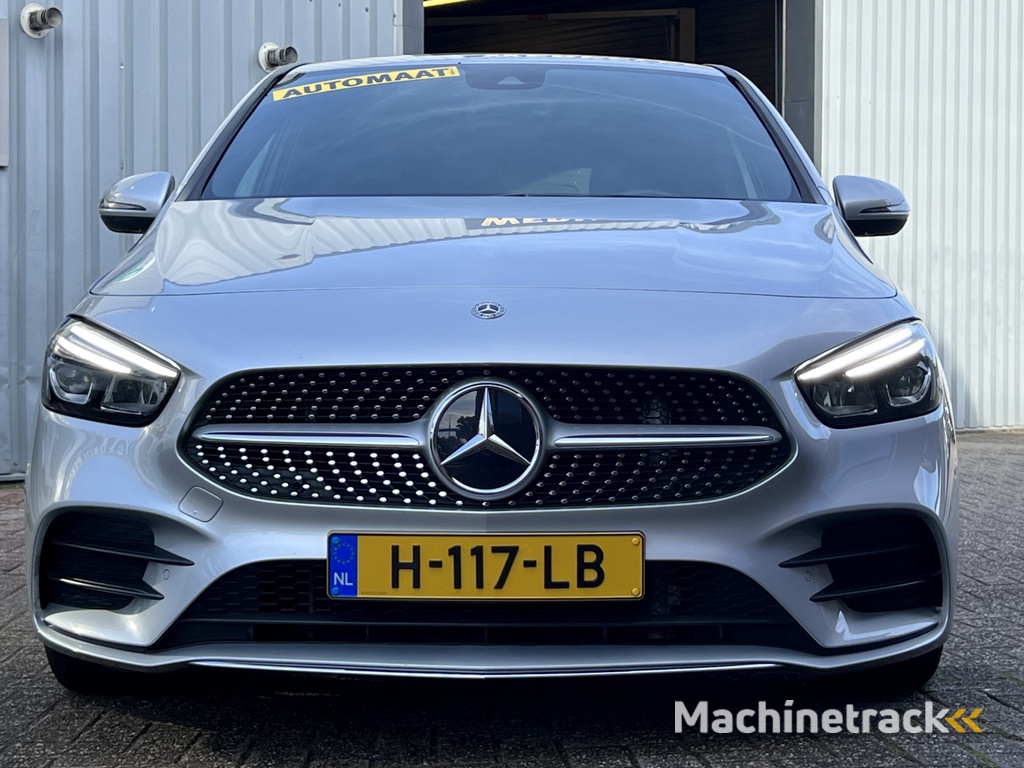 Mercedes-Benz B-klasse 180 Business Solution AMG. | NW STAAT | FULL LED | CAMERA | ELEKT KOFFER |