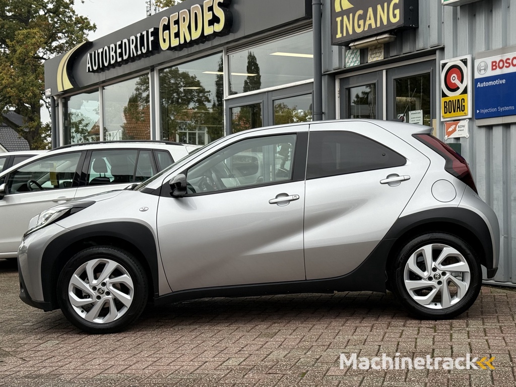 Toyota Aygo X. 1.0 VVT-i S-CVT first | AUTOMAAT | CAMERA | CRUISE | CARPLAY |