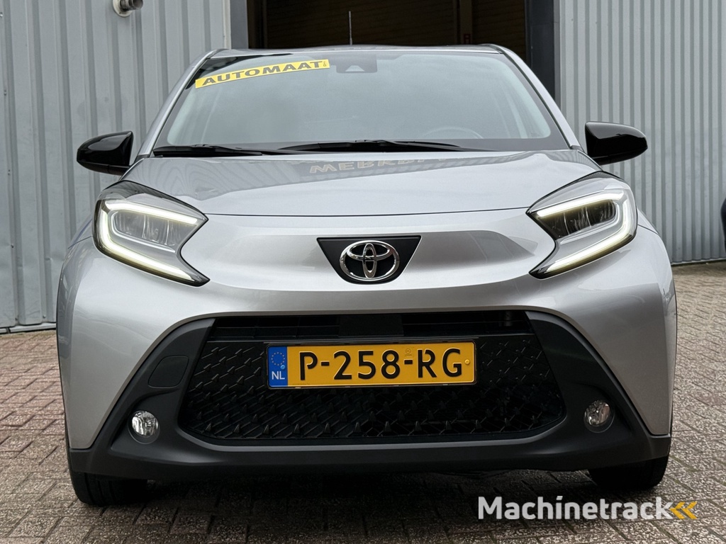 Toyota Aygo X. 1.0 VVT-i S-CVT first | AUTOMAAT | CAMERA | CRUISE | CARPLAY |