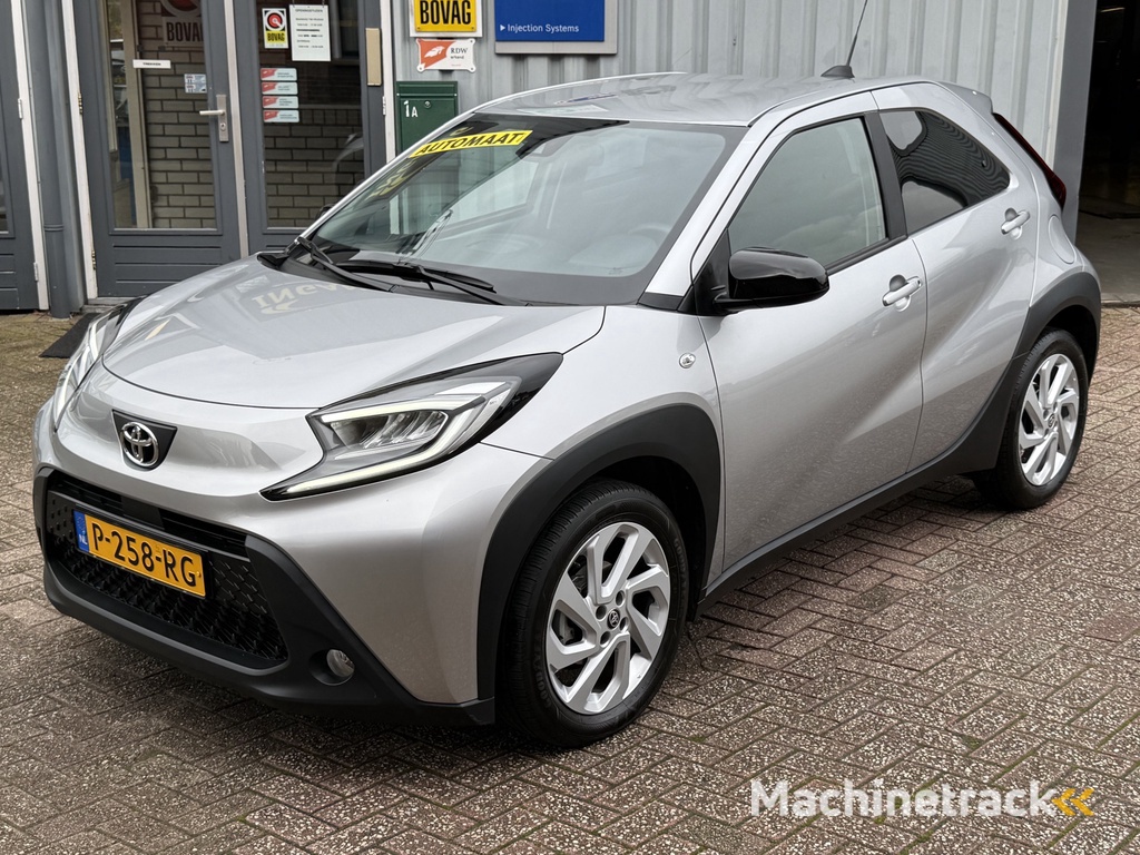 Toyota Aygo X. 1.0 VVT-i S-CVT first | AUTOMAAT | CAMERA | CRUISE | CARPLAY |