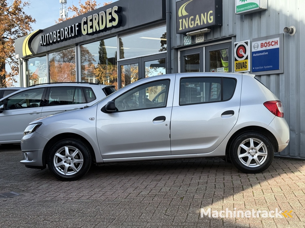 Dacia Sandero 0.9 TCe Lauréate | AIRCO | HOGE INSTAP | LICHTMETAAL |