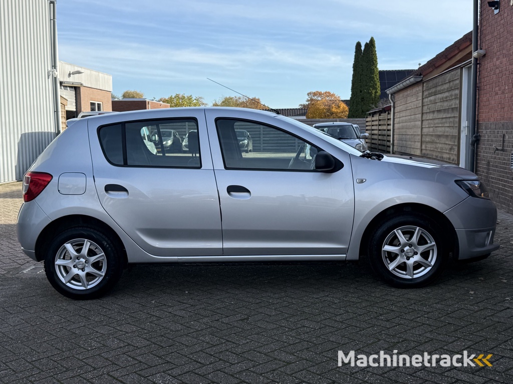 Dacia Sandero 0.9 TCe Lauréate | AIRCO | HOGE INSTAP | LICHTMETAAL |