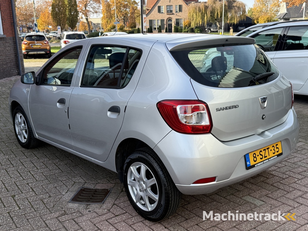 Dacia Sandero 0.9 TCe Lauréate | AIRCO | HOGE INSTAP | LICHTMETAAL |