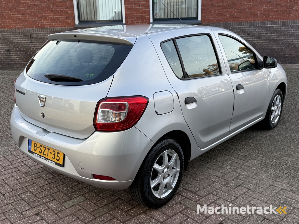 Dacia Sandero 0.9 TCe Lauréate | AIRCO | HOGE INSTAP | LICHTMETAAL |