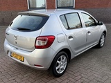 Minituur van Dacia Sandero 0.9 TCe Lauréate | AIRCO | HOGE INSTAP | LICHTMETAAL |