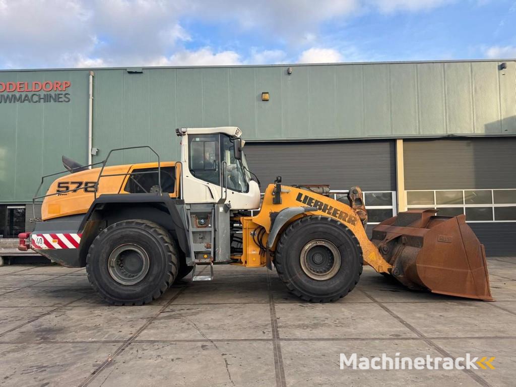 Liebherr L576