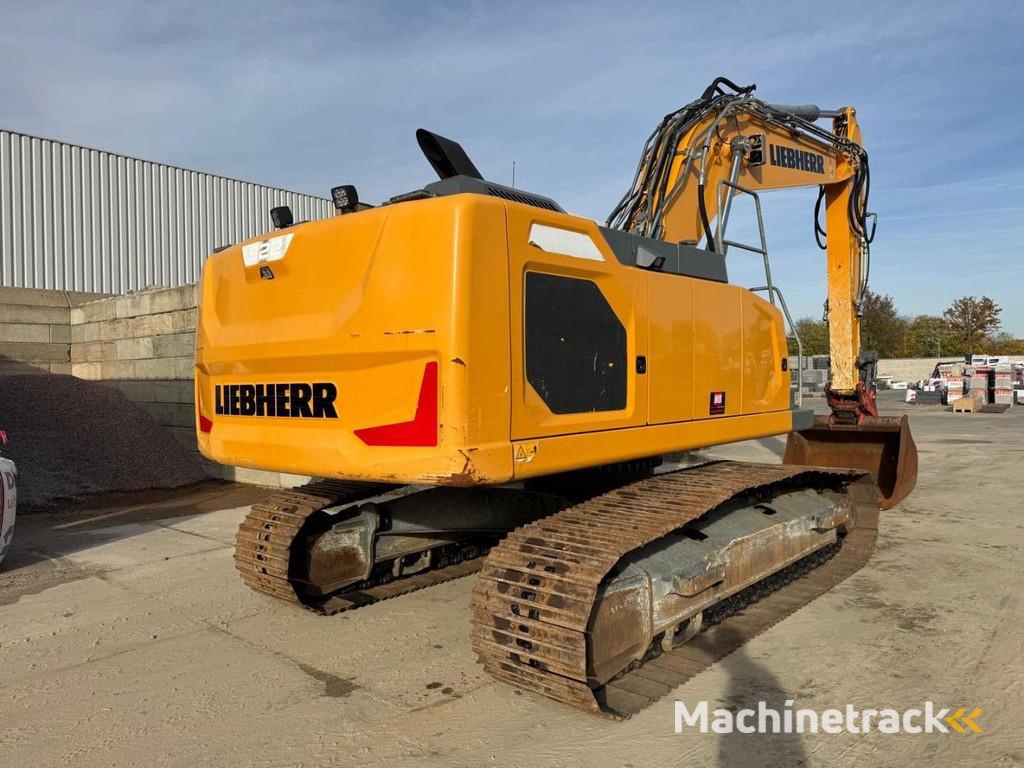 Liebherr R922 LC