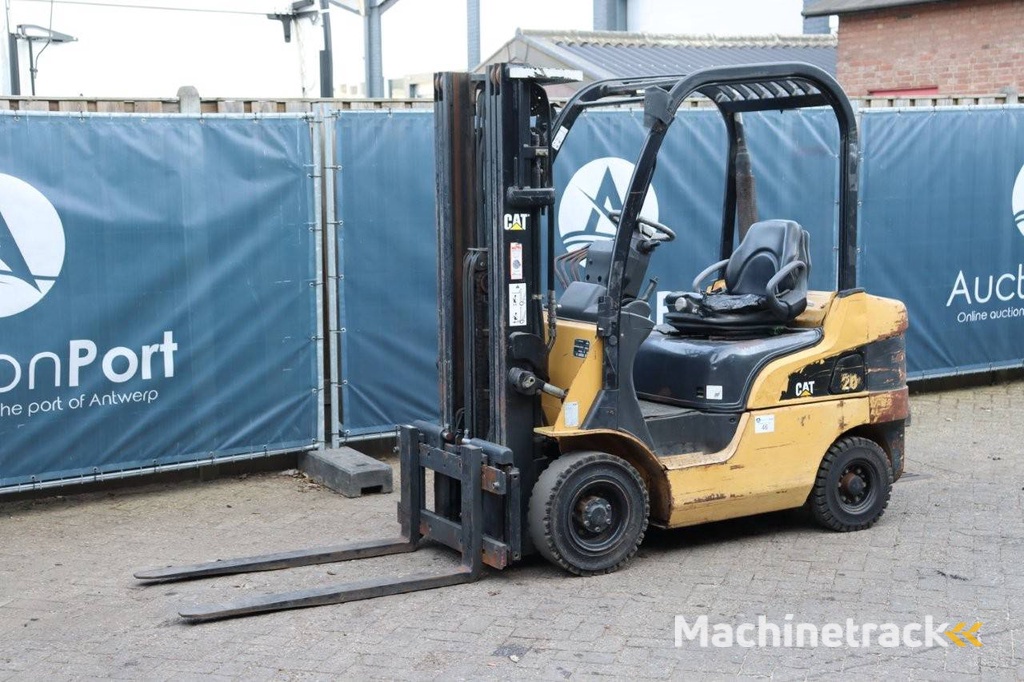 Gabelstapler Caterpillar DP20CN Diesel 2000kg 3,3m 2005