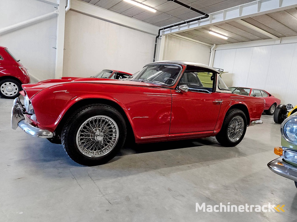 Triumph TR4 Surrey Top Benzin (Margin) 1963