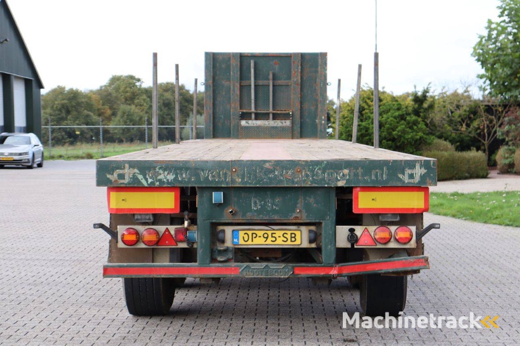 Flatbed trailer Nooteboom OVB-42-03V 2005