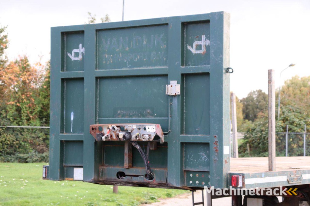 Flatbed trailer Nooteboom OVB-42-03V 2005