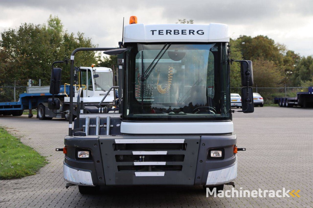Terminal Trekker Terberg DT183 Diesel 2016